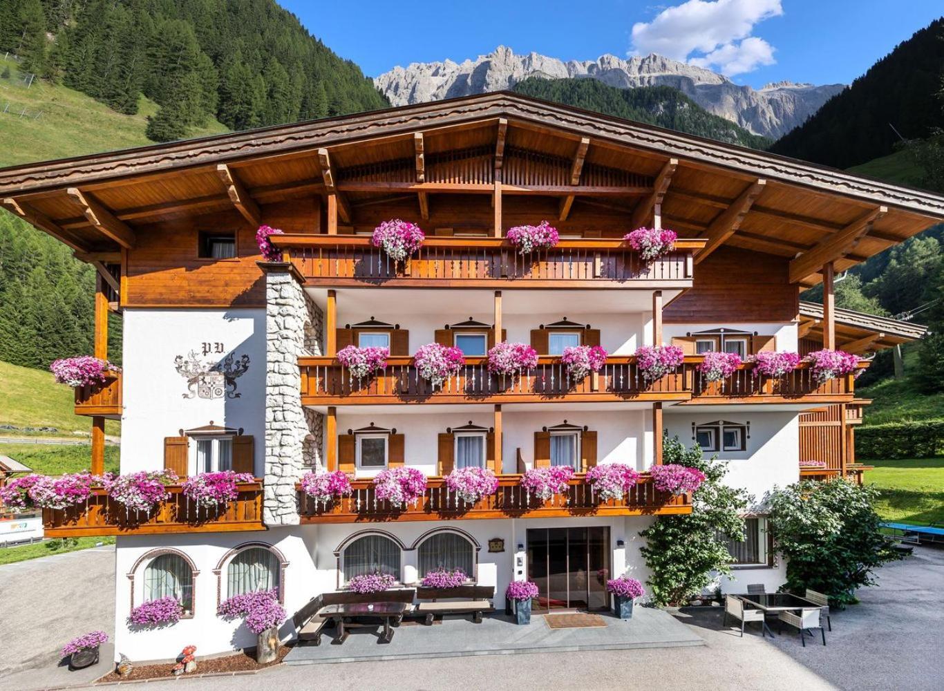 15 Hotel Centrali vicino a 21 Tramans da Non Perdere